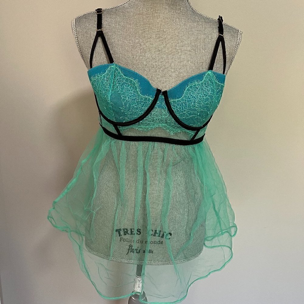 Victoria's Secret Babydoll 2 Piece Set 36C/M NWT